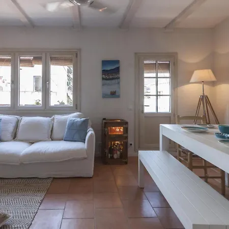 Lets Holidays Charming Fisherman House With Terrace Βίλα