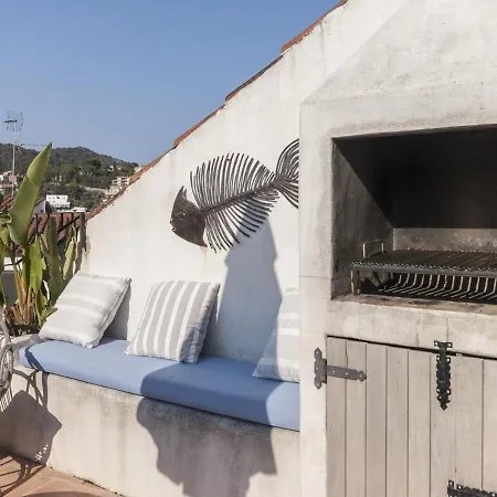 וילה Lets Holidays Charming Fisherman House With Terrace