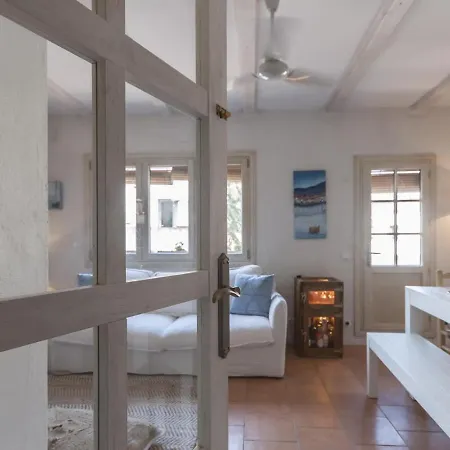 Lets Holidays Charming Fisherman House With Terrace * Τόσα ντε Μαρ