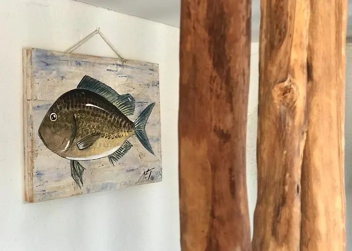 Lets Holidays Charming Fisherman House With Terrace 别墅 *