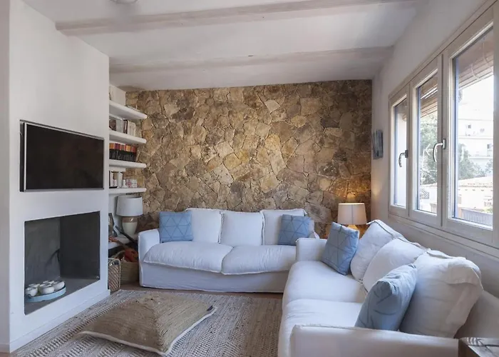 Lets Holidays Charming Fisherman House With Terrace 别墅 滨海托萨